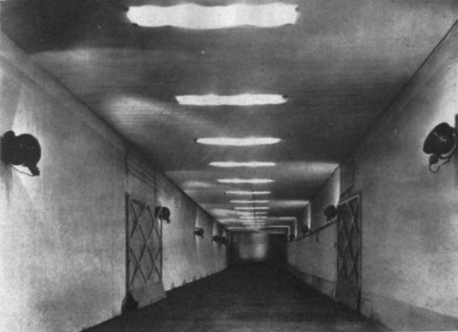 Berlin 2. Beleuchtungsversuch Lindentunnel